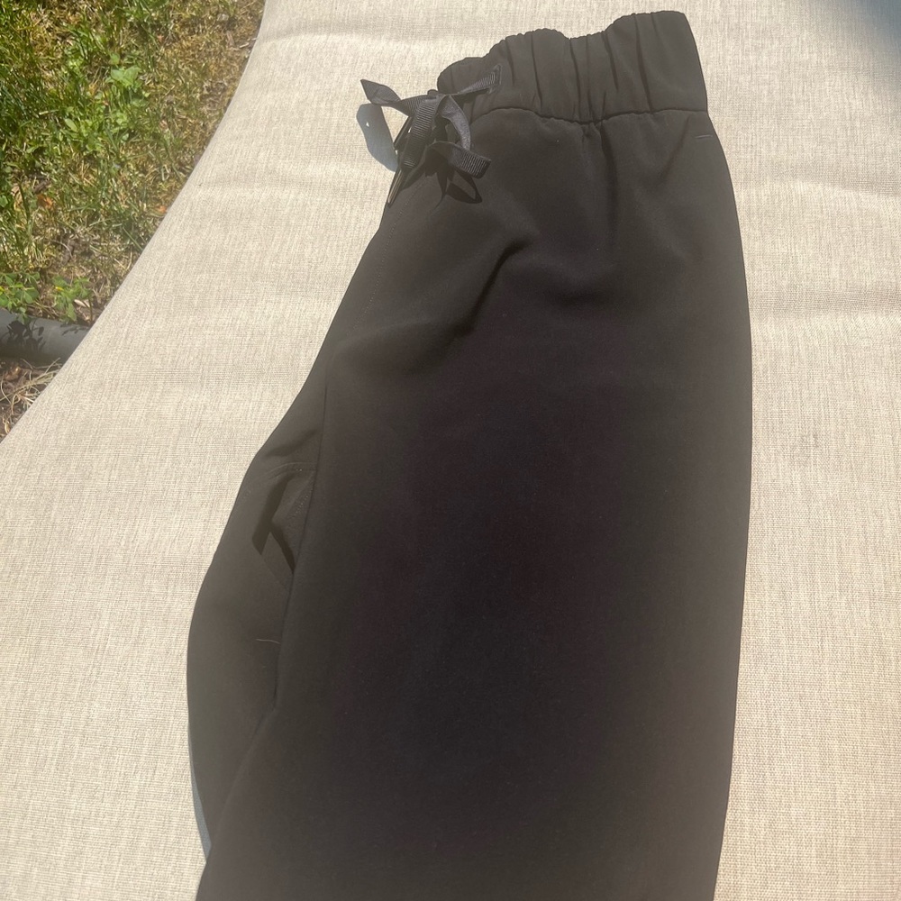 Lululemon trousers